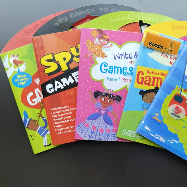 Sticker Book with Traceless Sticker Kit